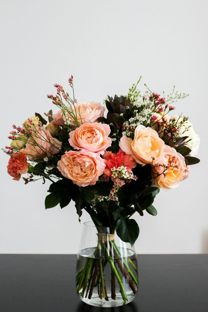 Sæsonbuket fra Blomsterværkstedet i Faxe